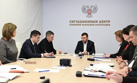 Александр Петрикин: Глава Республики Денис Пушилин провел оперативное совещание: