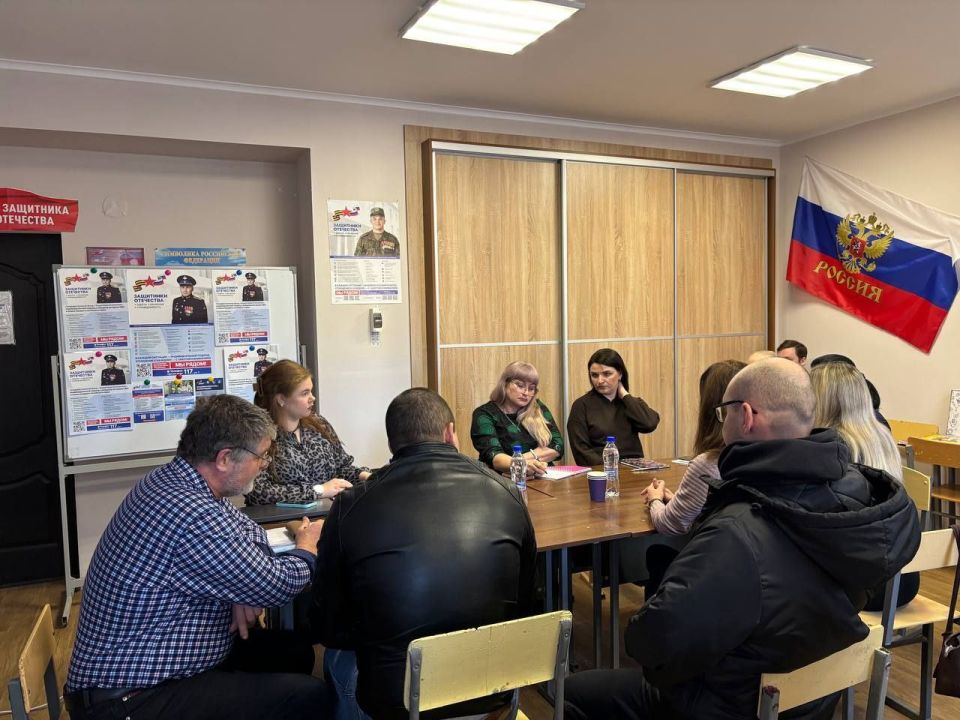 Новые горизонты для ветеранов: В Докучаевске обсудили расширение господдержки через социальный контракт Новые горизонты для ветеранов: В Докучаевске обсудили расширение господдержки через социальный контракт