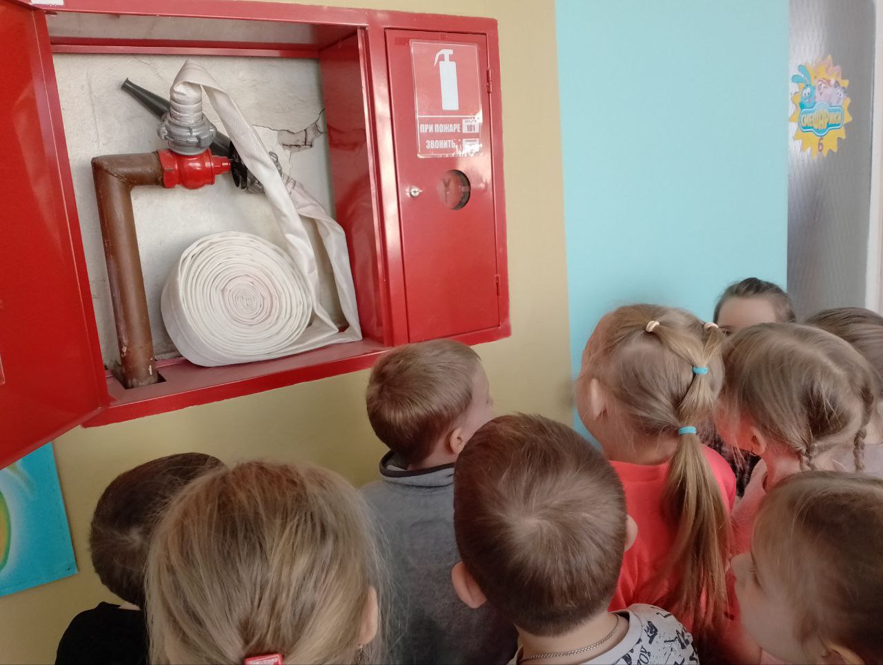 2 марта в старшей группе ГБДОУ 10 прошло занятие по пожарной безопасности "Правила поведения при пожаре"
