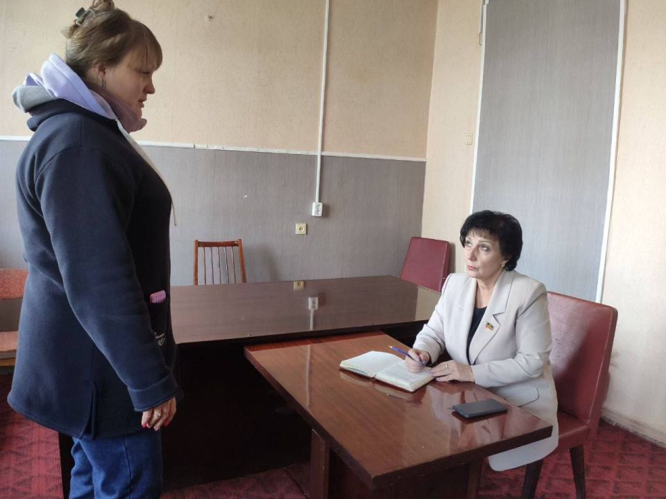 Валентина Харлашка: 2 марта, в рамках поручения Главы ДНР Дениса Пушилина, провела встречу с трудовым коллективом Городской больницы № 7 г. Макеевки Валентина Харлашка: 2 марта, в рамках поручения Главы ДНР Дениса Пушилина, провела встречу с трудовым коллективом Городской больницы № 7 г. Макеевки