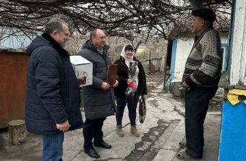 ������������ � 90-������ ��������� ��������� ������������, ������ ��� �����������