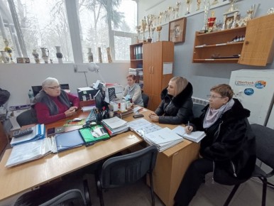 Заместитель главы Администрации Володарского муниципального округа Полтарак В.В. провела встречу с трудовым коллективом МКУ ДО «Володарская спортивная школа»