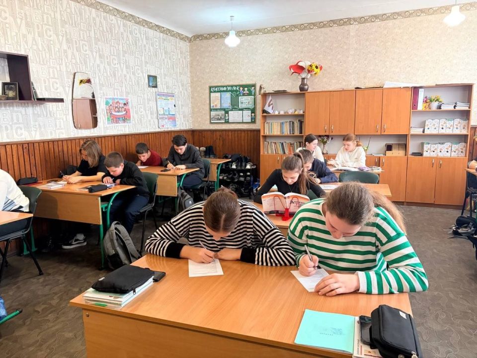 Ждановские школьники против травли и насилия Ждановские школьники против травли и насилия