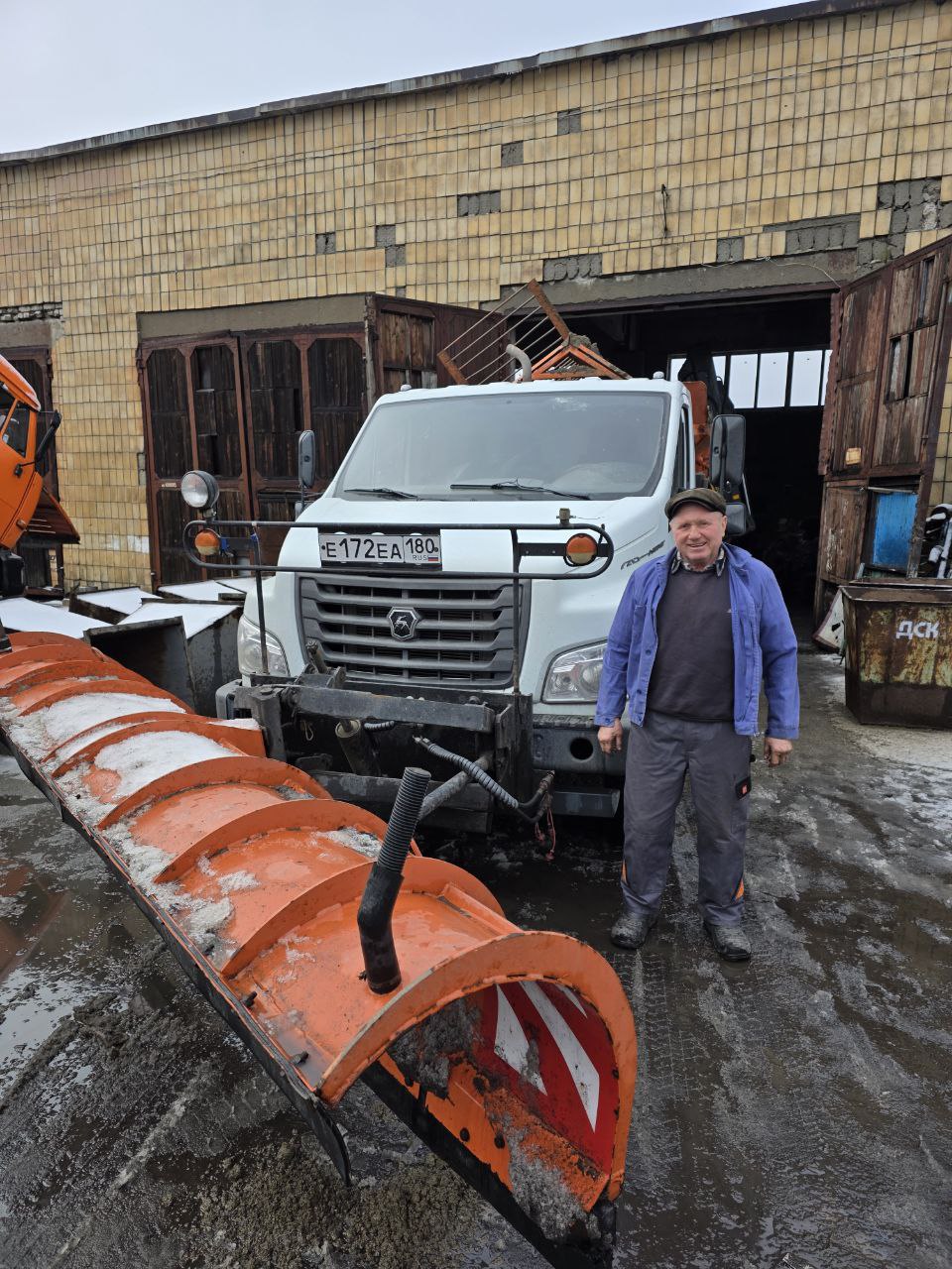 Александр Шатов: О работниках бытового обслуживания населения и жилищно-коммунального хозяйства Шахтерского округа