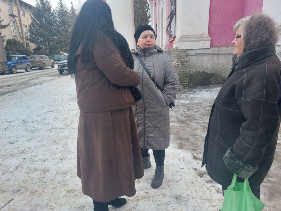 03 марта 2026 года, заведующий Светлодарского территориального сектора управления по работе с территориальными органами администрации городского округа Дебальцево Юлия Шевченко встретилась с жителями города Светлодарск 03 марта 2026 года, заведующий Светлодарского территориального сектора управления по работе с территориальными органами администрации городского округа Дебальцево Юлия Шевченко встретилась с жителями города Светлодарск