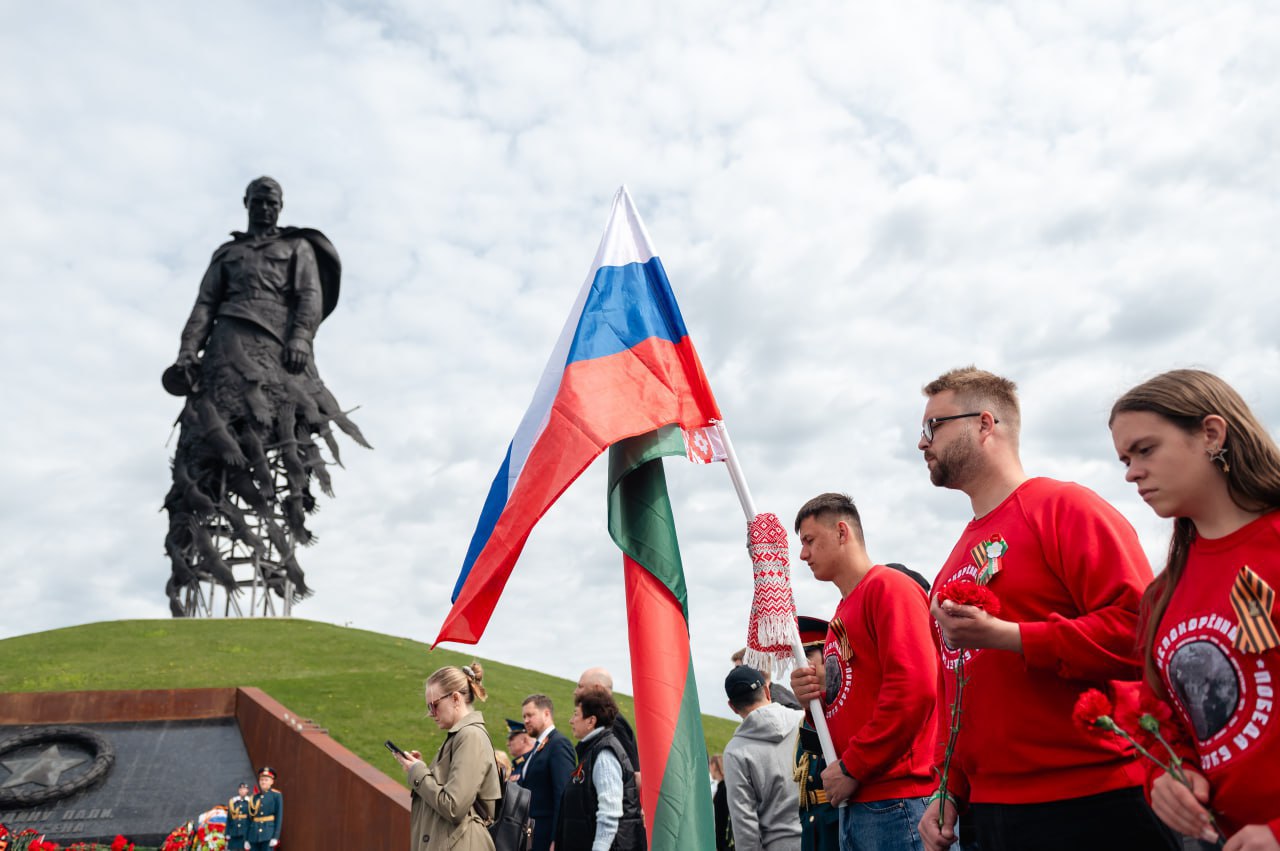Александр Волошин: Дорогие друзья! С радостью сообщаю о старте отбора участников масштабной патриотической экспедиции «Код Непокорённых»! Это шанс стать частью маршрута, который объединяет поколения, города и нашу общую...