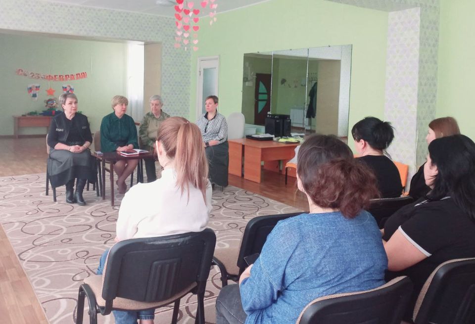 Встречи депутатов Народного Совета с трудовыми коллективами Республики Встречи депутатов Народного Совета с трудовыми коллективами Республики