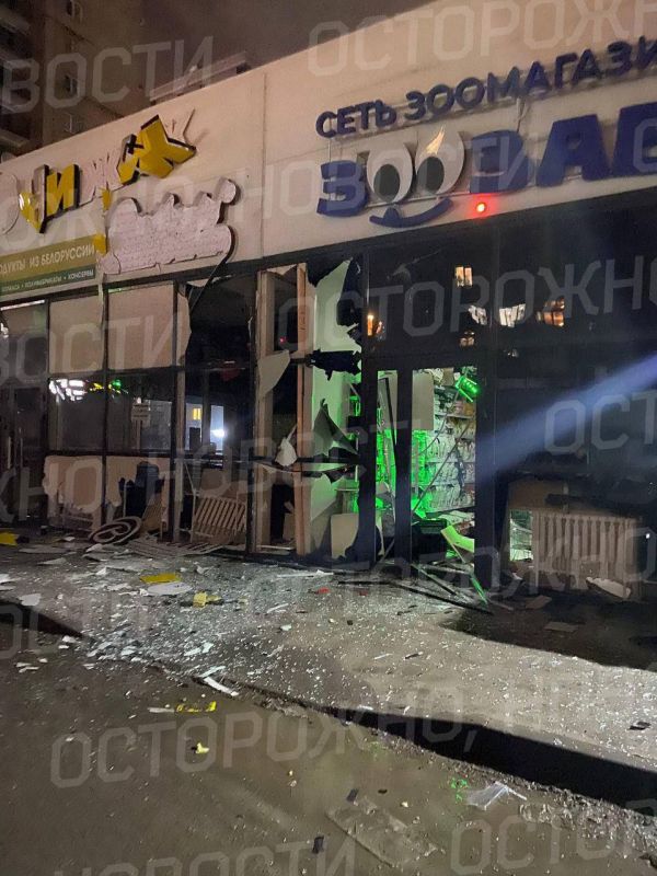 Появились кадры с места удара вражеского БПЛА в Волгограде Появились кадры с места удара вражеского БПЛА в Волгограде