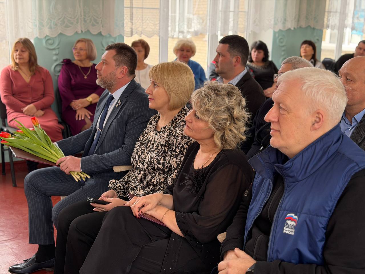 Партийцы поздравили "Снежноетеплосеть" с полувековым юбилеем