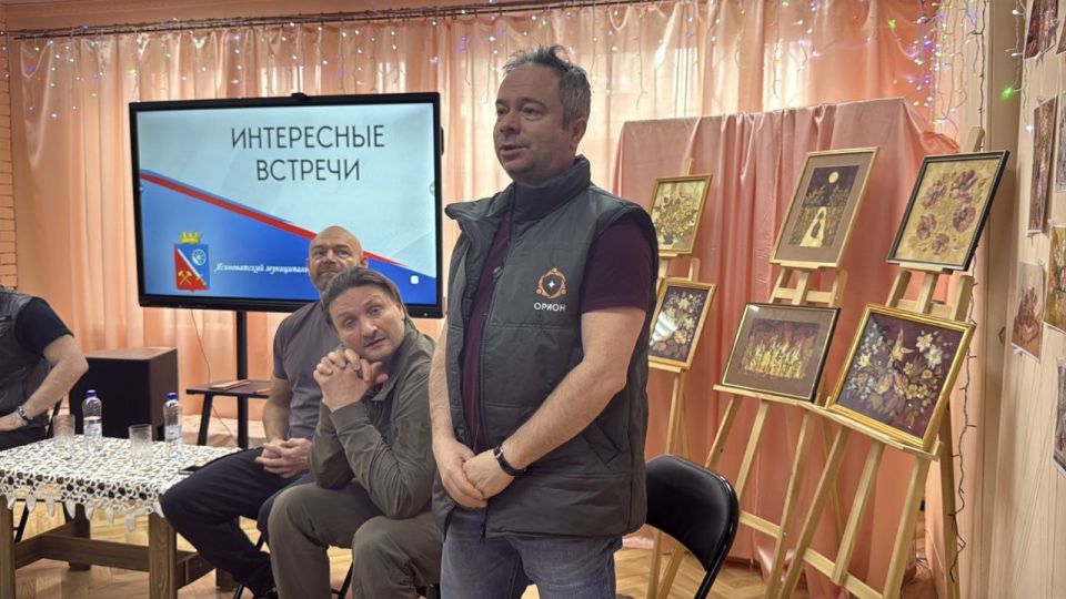 Александр Пеняев: Диалог на равных или как молодёжь Ясиноватой встречала артистов Александр Пеняев: Диалог на равных или как молодёжь Ясиноватой встречала артистов