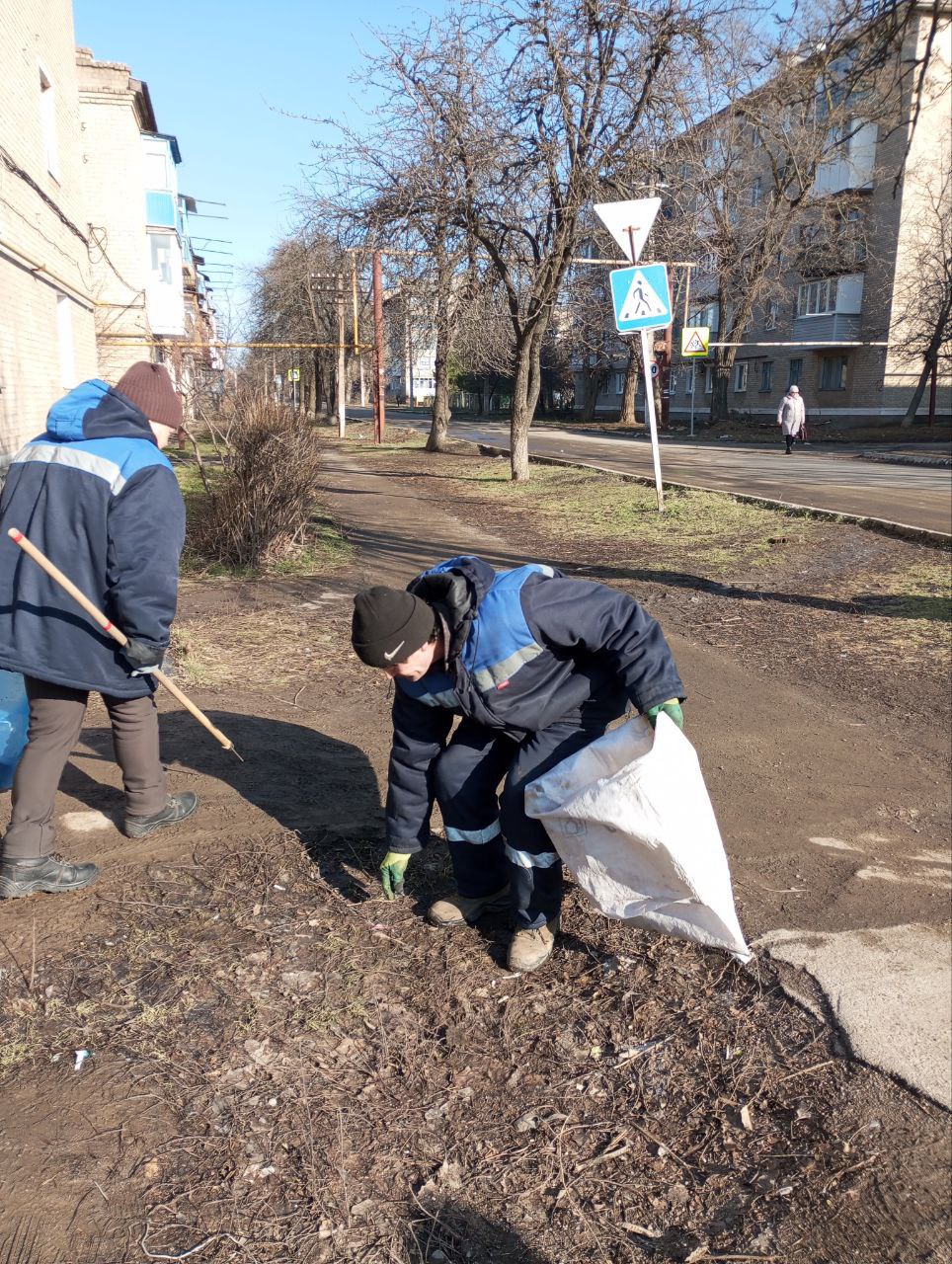 Коммунальные службы провели масштабные работы по благоустройству в Старобешевском округе Коммунальные службы провели масштабные работы по благоустройству в Старобешевском округе