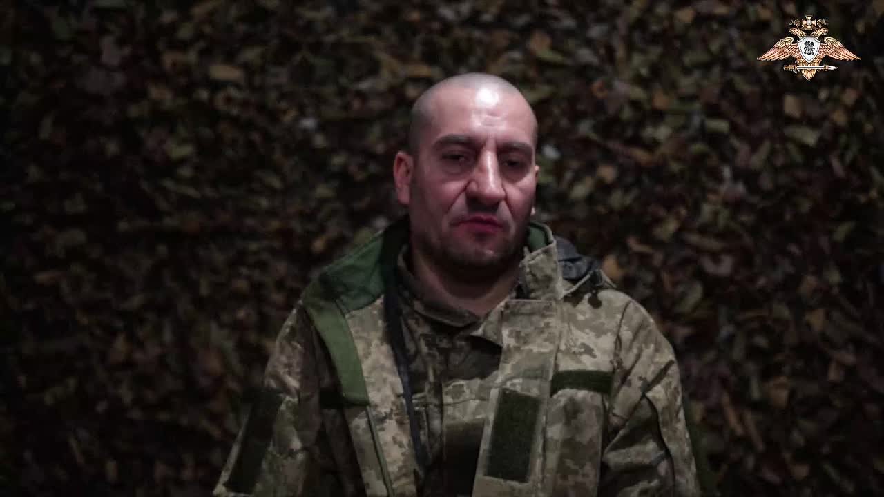 Голодный украинский военнослужащий принял решение сложить оружие в Новопавловке