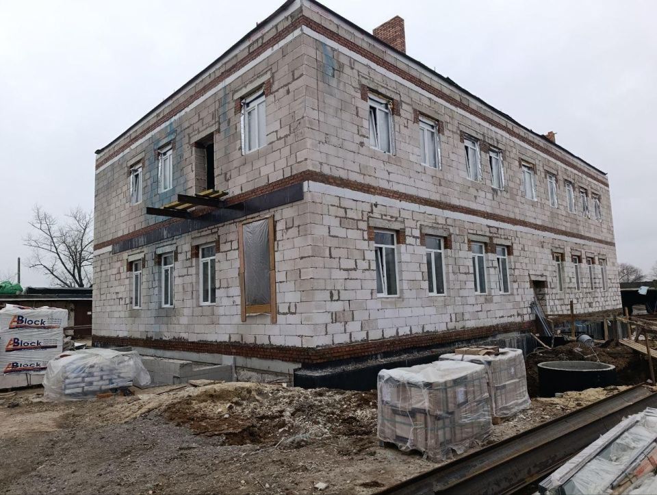 Ведется восстановление Административного здания на улице Московская в г. Мариуполе Ведется восстановление Административного здания на улице Московская в г. Мариуполе