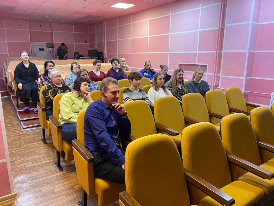 Иван Приходько: В Центрально-Городском районе Горловки прошла встреча с трудовым коллективом Иван Приходько: В Центрально-Городском районе Горловки прошла встреча с трудовым коллективом