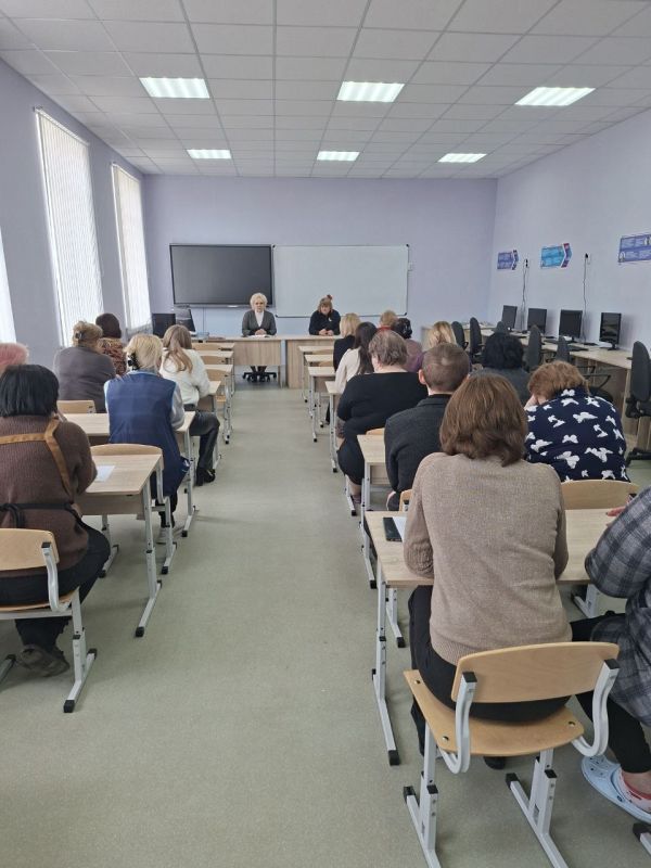 Амурская область поможет с оборудованием и обучением педагогов для IT-куба в Амвросиевке Амурская область поможет с оборудованием и обучением педагогов для IT-куба в Амвросиевке