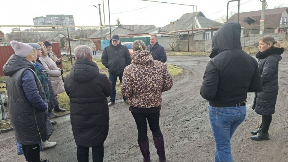 Валентин Левченко: Совместно с заместителем главы администрации городского округа Донецк Тимуром Артеменко провели Валентин Левченко: Совместно с заместителем главы администрации городского округа Донецк Тимуром Артеменко провели