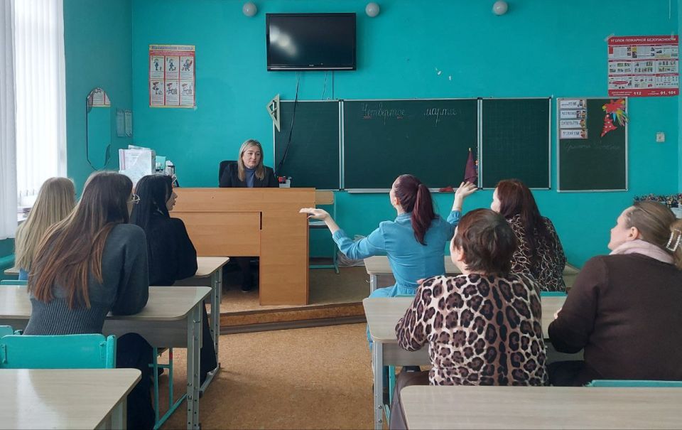 4 марта, в общественной приемной Партии «Единая Россия» Кировского внутригородского района Администрации городского округа Макеевка ДНР состоялся прием граждан депутатом Макеевского городского совета Александром Подгорным 4 марта, в общественной приемной Партии «Единая Россия» Кировского внутригородского района Администрации городского округа Макеевка ДНР состоялся прием граждан депутатом Макеевского городского совета Александром Подгорным