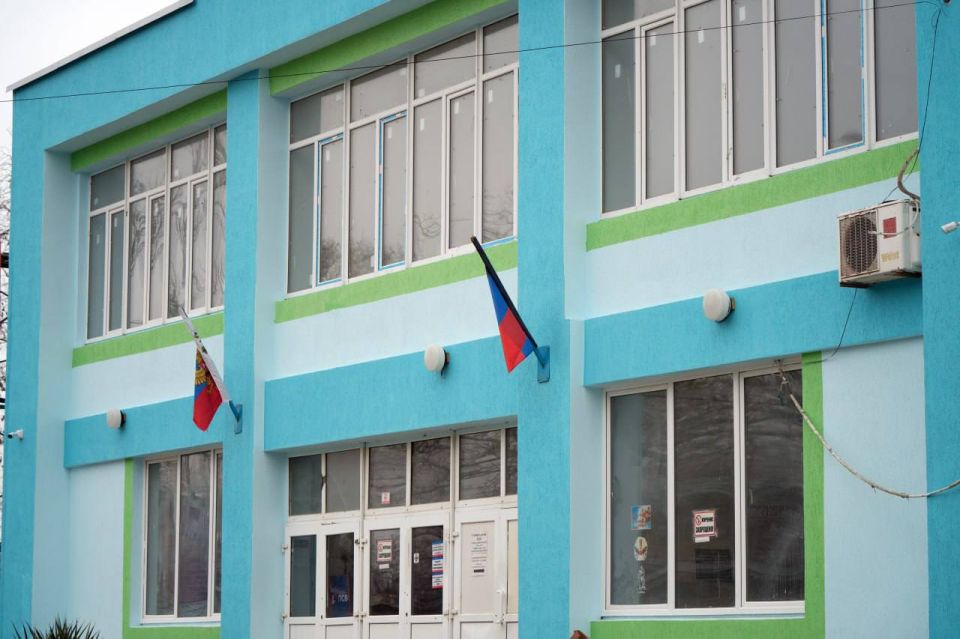 Легендарная больница «Водников»: В Мариуполе завершают восстановление корпусов поликлиники №2 Легендарная больница «Водников»: В Мариуполе завершают восстановление корпусов поликлиники №2