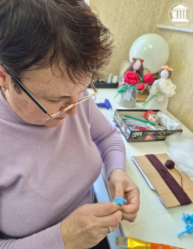В городе Комсомольское прошло открытое занятие «Цветочные куклы — Феечки» В городе Комсомольское прошло открытое занятие «Цветочные куклы — Феечки»
