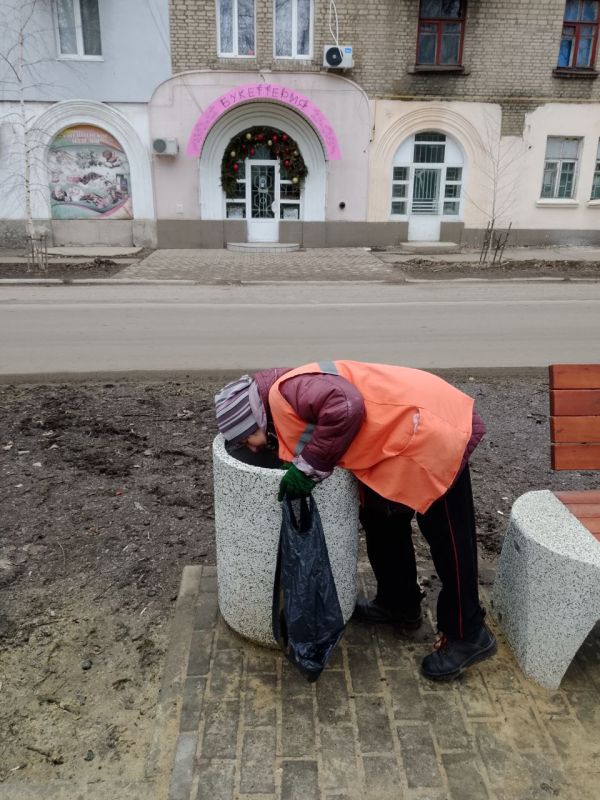 Александр Пеняев: За 04.03.2026 работниками МУП АГЯ "ЖЭК" выполнена уборка территорий г. Ясиноватая и г. Авдеевка Александр Пеняев: За 04.03.2026 работниками МУП АГЯ "ЖЭК" выполнена уборка территорий г. Ясиноватая и г. Авдеевка