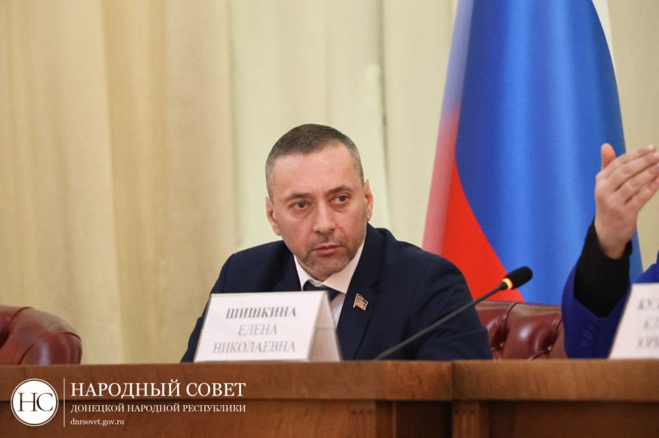 Диалог с муниципалитетами: в Народном Совете обсудили вопросы налогообложения Диалог с муниципалитетами: в Народном Совете обсудили вопросы налогообложения