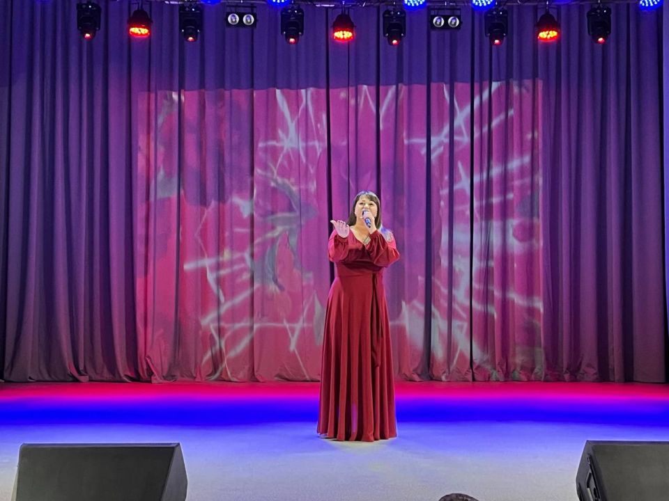 Василий Овчаров: В Новоазовском культурно-досуговом центре состоялось праздничное мероприятие, посвященное Международному женскому дню 8 Марта Василий Овчаров: В Новоазовском культурно-досуговом центре состоялось праздничное мероприятие, посвященное Международному женскому дню 8 Марта