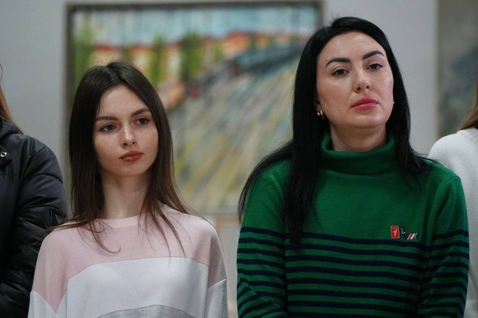 «Международный дар музею»: 42 произведения искусства из разных стран мира показали в Мариуполе «Международный дар музею»: 42 произведения искусства из разных стран мира показали в Мариуполе