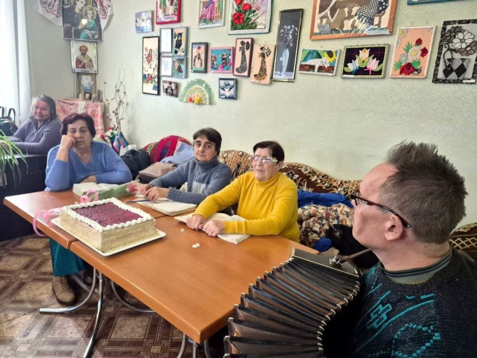 В городе Комсомольское прошел праздничный концерт «Самым милым и любимым», посвященный Международному женскому дню В городе Комсомольское прошел праздничный концерт «Самым милым и любимым», посвященный Международному женскому дню
