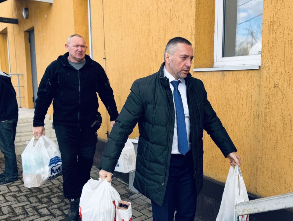 В пункте временного размещения принимают поздравление с 8 Марта В пункте временного размещения принимают поздравление с 8 Марта