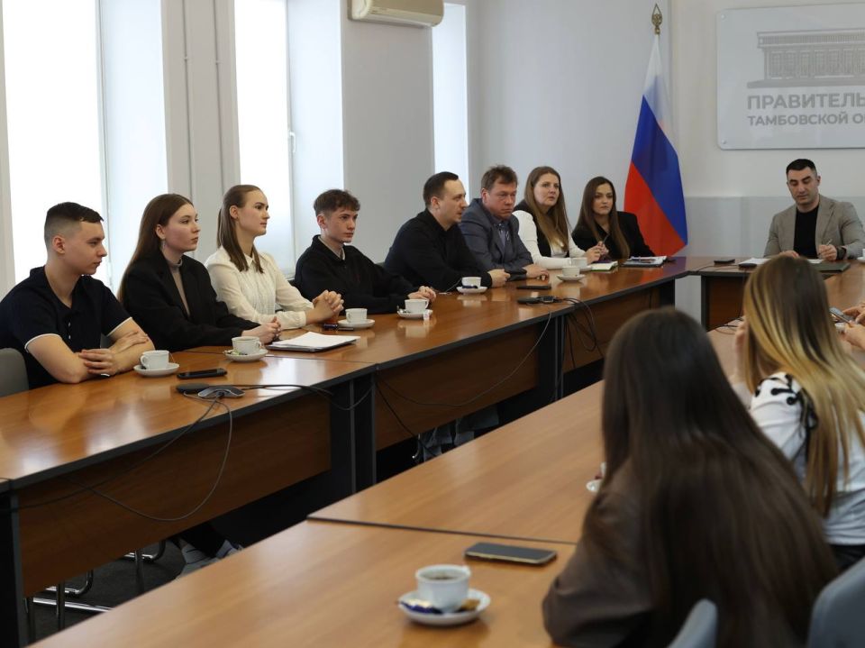 Станислав Дзасохов: Встретились со студентами Тамбовского государственного технического университета Станислав Дзасохов: Встретились со студентами Тамбовского государственного технического университета