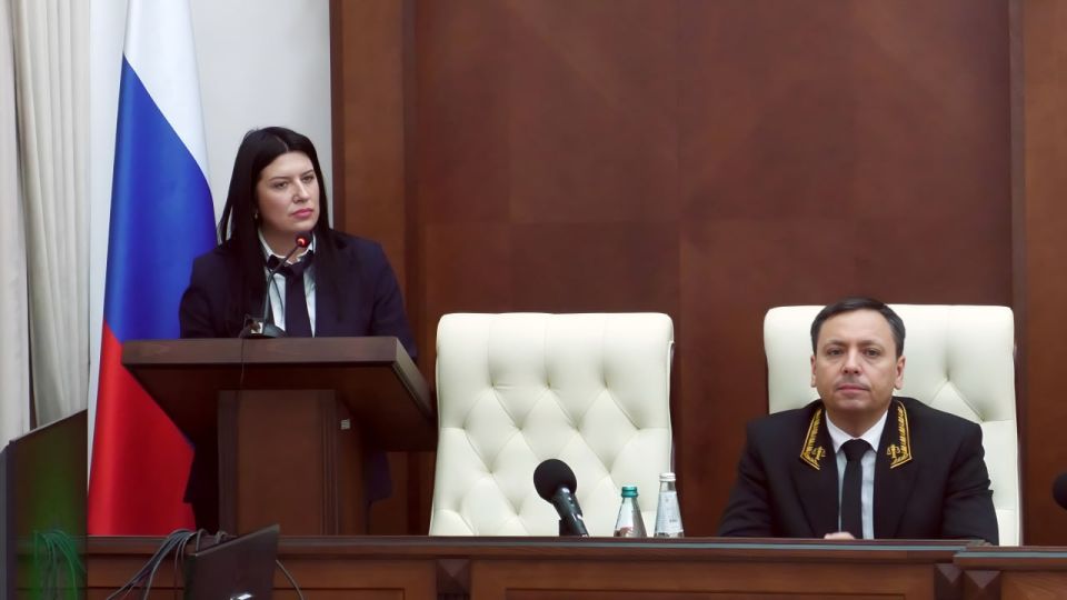Начальник Управления Судебного департамента в ДНР отчиталась перед судейским сообществом ДНР о работе Управления в 2025 году Начальник Управления Судебного департамента в ДНР отчиталась перед судейским сообществом ДНР о работе Управления в 2025 году