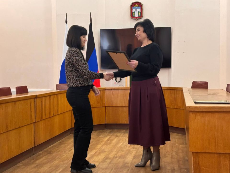 Наталья Великодная: В канун Международного женского дня провела церемонию награждения Наталья Великодная: В канун Международного женского дня провела церемонию награждения