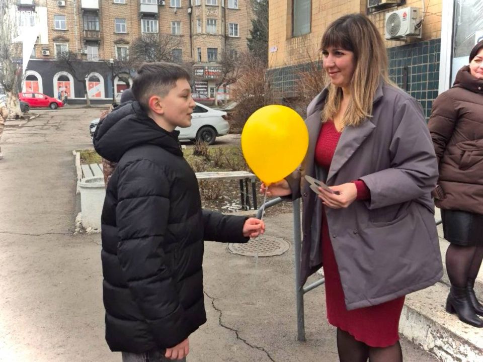 С наступающим Международным женским днём! С наступающим Международным женским днём!