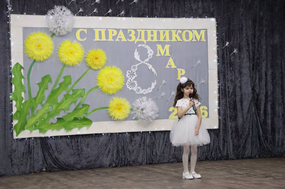 5 марта, в Юрьевском сельском клубе состоялся концерт «8 марта — день радости и красоты», посвященный Международному женскому дню, в рамках партийного проекта «Крепкая семья» 5 марта, в Юрьевском сельском клубе состоялся концерт «8 марта — день радости и красоты», посвященный Международному женскому дню, в рамках партийного проекта «Крепкая семья»