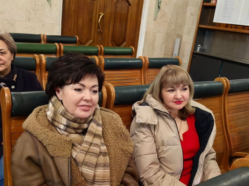 Александр Пеняев: От всей души поздравил с первым весенним праздником лучшую половину человечества – прекрасных женин Ясиноватой и округа Александр Пеняев: От всей души поздравил с первым весенним праздником лучшую половину человечества – прекрасных женин Ясиноватой и округа