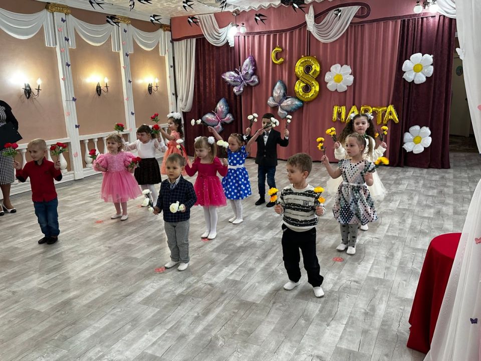 8. В учебных заведениях Кировского проходят мероприятия к 8 марта 8. В учебных заведениях Кировского проходят мероприятия к 8 марта