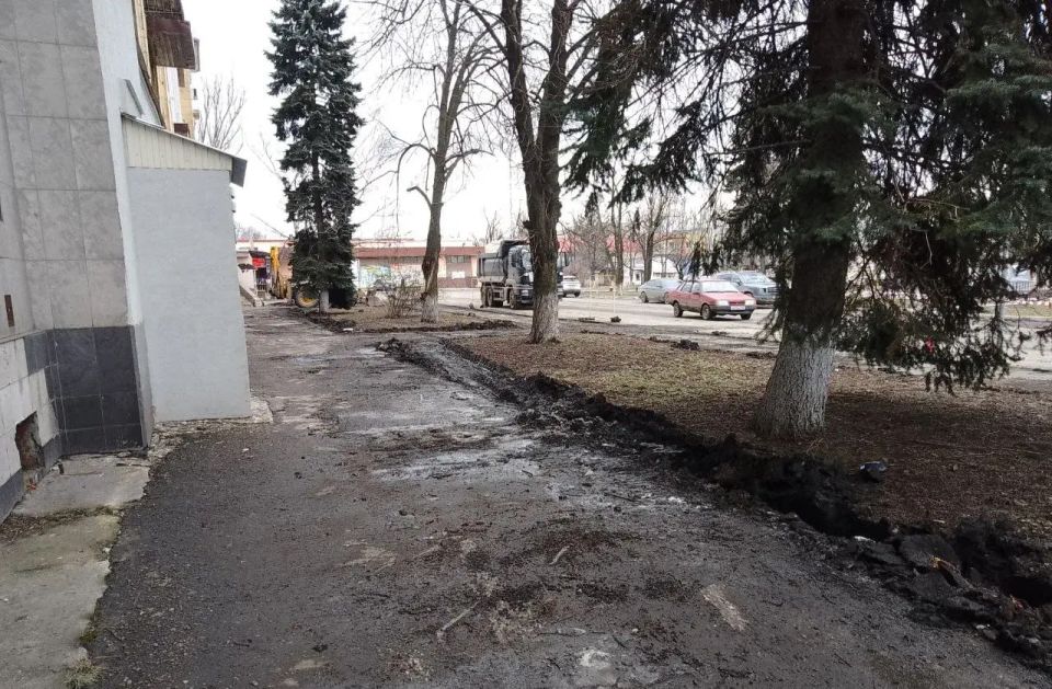 В Дебальцево прошла подготовка к ремонту автодороги при поддержке Хабаровского края В Дебальцево прошла подготовка к ремонту автодороги при поддержке Хабаровского края