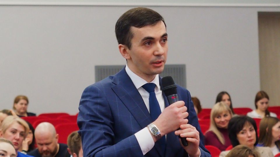 Представители Макеевского городского округа приняли участие в республиканском форуме «Возрождаем Донбасс вместе!» Представители Макеевского городского округа приняли участие в республиканском форуме «Возрождаем Донбасс вместе!»
