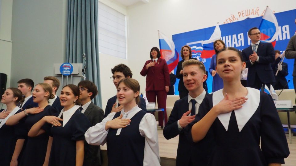 Представители Макеевского городского округа приняли участие в республиканском форуме «Возрождаем Донбасс вместе!» Представители Макеевского городского округа приняли участие в республиканском форуме «Возрождаем Донбасс вместе!»