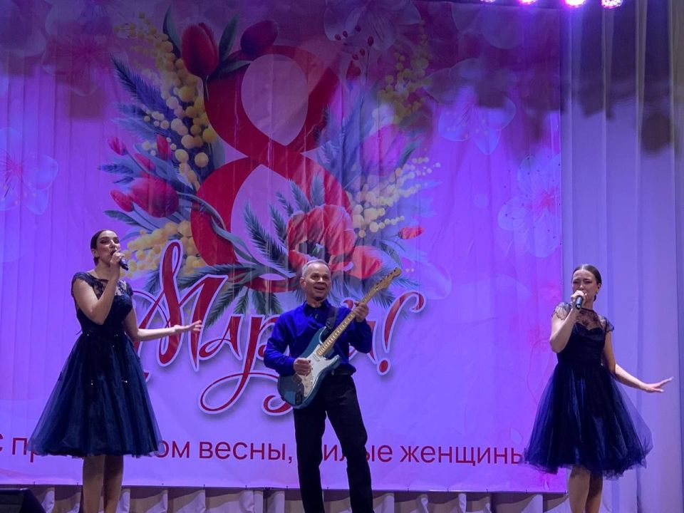 «ВЕСНА, ЦВЕТЫ И КОМПЛИМЕНТЫ» «ВЕСНА, ЦВЕТЫ И КОМПЛИМЕНТЫ»