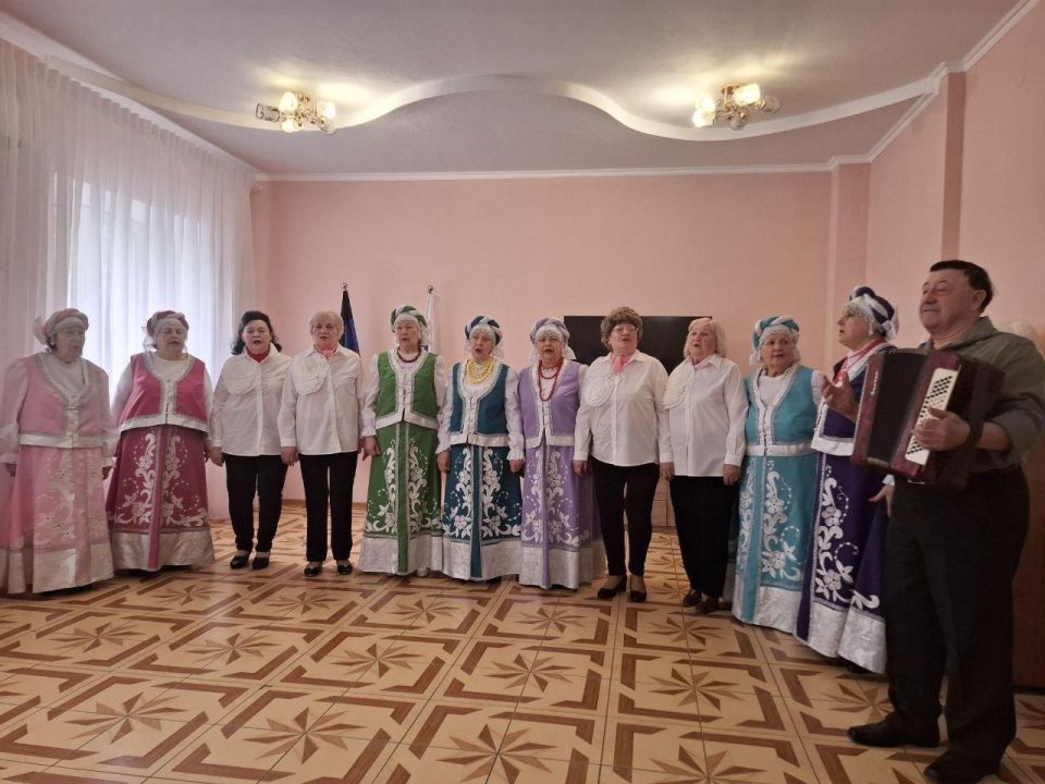 В Харцызске провели мероприятие, посвященное Международному женскому дню В Харцызске провели мероприятие, посвященное Международному женскому дню