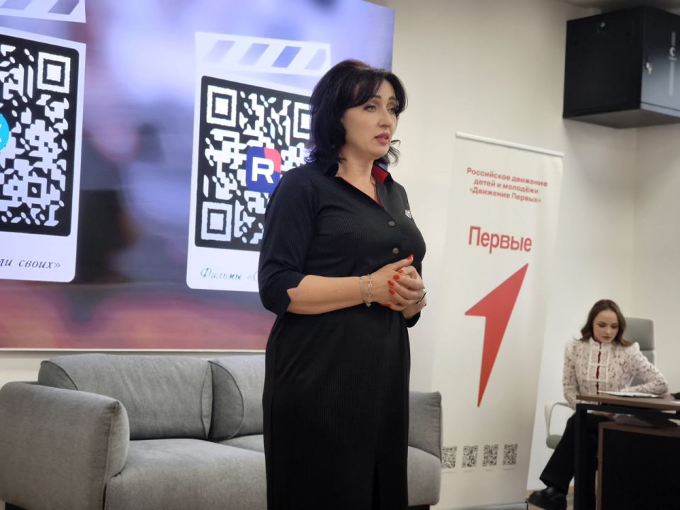 В Донецке презентовали документальный фильм, посвященный работе филиала фонда «Защитники Отечества» В Донецке презентовали документальный фильм, посвященный работе филиала фонда «Защитники Отечества»