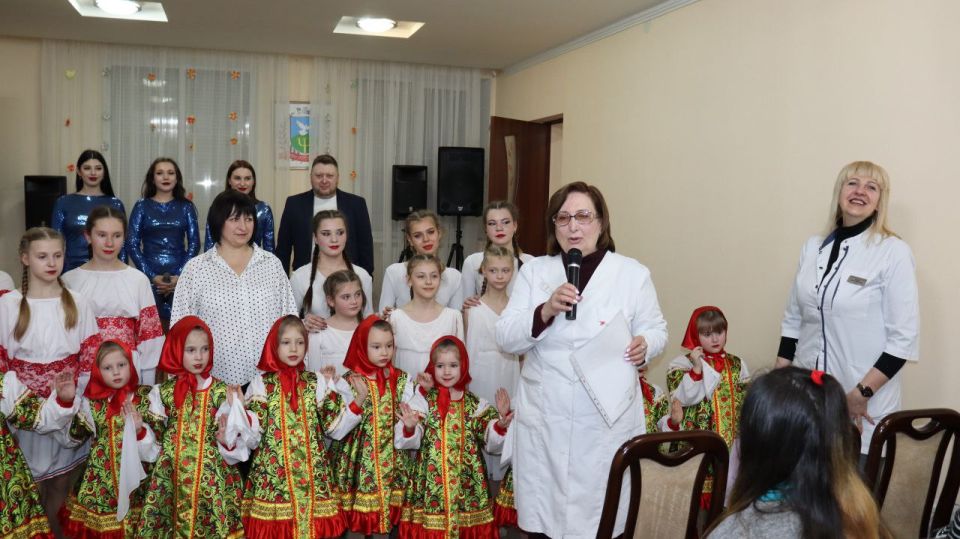 Вы заметили, что небо стало выше и светлее, а солнечные лучи с каждым днём становятся ласковее и теплее? Вы заметили, что небо стало выше и светлее, а солнечные лучи с каждым днём становятся ласковее и теплее?