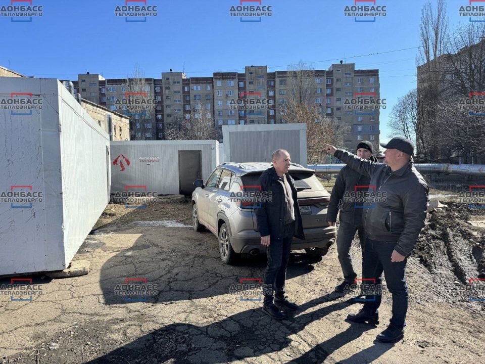 СЕРГЕЙ ПОЛХОВ: БОЛЬШАЯ ЧАСТЬ ПОТРЕБИТЕЛЕЙ КИРОВСКОГО НА СЕГОДНЯШНИЙ ДЕНЬ С ТЕПЛОМ, РАБОТЫ ПО ВОССТАНОВЛЕНИЮ ТЕПЛОСНАБЖЕНИЯ ПРОДОЛЖАЕМ КРУГЛОСУТОЧНО СЕРГЕЙ ПОЛХОВ: БОЛЬШАЯ ЧАСТЬ ПОТРЕБИТЕЛЕЙ КИРОВСКОГО НА СЕГОДНЯШНИЙ ДЕНЬ С ТЕПЛОМ, РАБОТЫ ПО ВОССТАНОВЛЕНИЮ ТЕПЛОСНАБЖЕНИЯ ПРОДОЛЖАЕМ КРУГЛОСУТОЧНО
