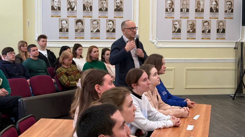 На связи весенний Донбасс! На связи весенний Донбасс!