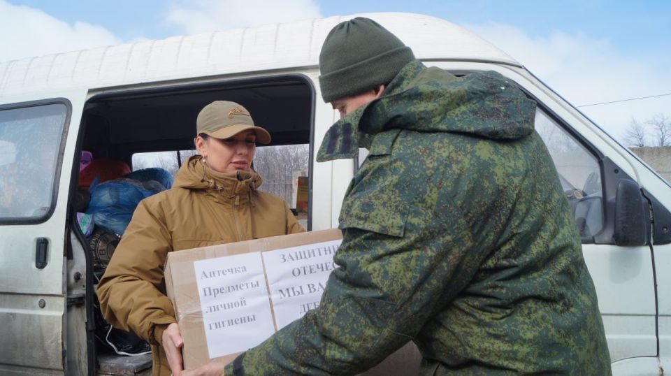 Мужество украшает женщину. В ноябре состоялось вручение всероссийской премии «Лицо нации», на которой чествовали самых разных мам Мужество украшает женщину. В ноябре состоялось вручение всероссийской премии «Лицо нации», на которой чествовали самых разных мам