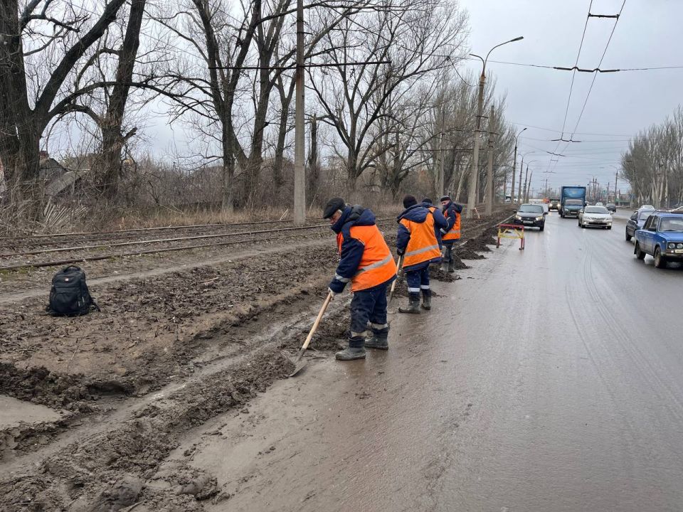 Иван Приходько: О работах МУП «Простор». Муниципальное унитарное предприятие «Простор» ежедневно выполняет все необходимые работы по содержанию городских улиц Иван Приходько: О работах МУП «Простор». Муниципальное унитарное предприятие «Простор» ежедневно выполняет все необходимые работы по содержанию городских улиц