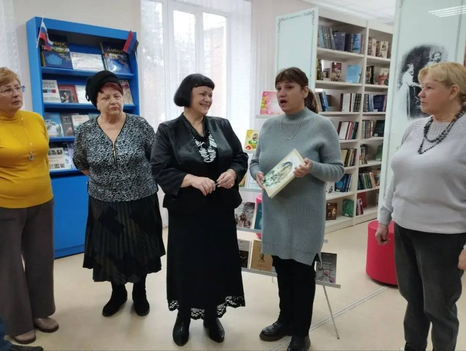 В рамках акции Волонтеров Победы, в преддверии самого доброго и нежного весеннего праздника, 7 марта в городской модельной библиотеке состоялся праздничный вечер «Мир женских образов» В рамках акции Волонтеров Победы, в преддверии самого доброго и нежного весеннего праздника, 7 марта в городской модельной библиотеке состоялся праздничный вечер «Мир женских образов»