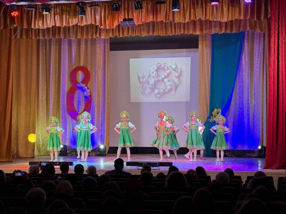 В Урзуфе прошел праздничный концерт и конкурс «Леди Совершенство» в честь Международного женского дня В Урзуфе прошел праздничный концерт и конкурс «Леди Совершенство» в честь Международного женского дня