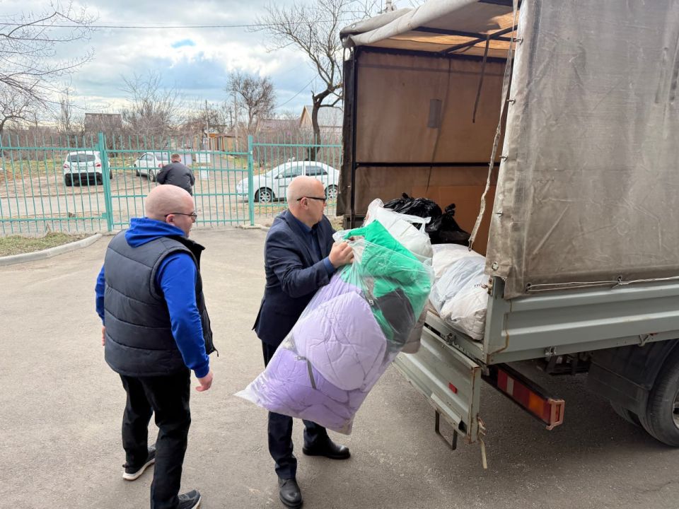 Новая помощь прибыла в Мариупольскую школу-интернат №37 Новая помощь прибыла в Мариупольскую школу-интернат №37